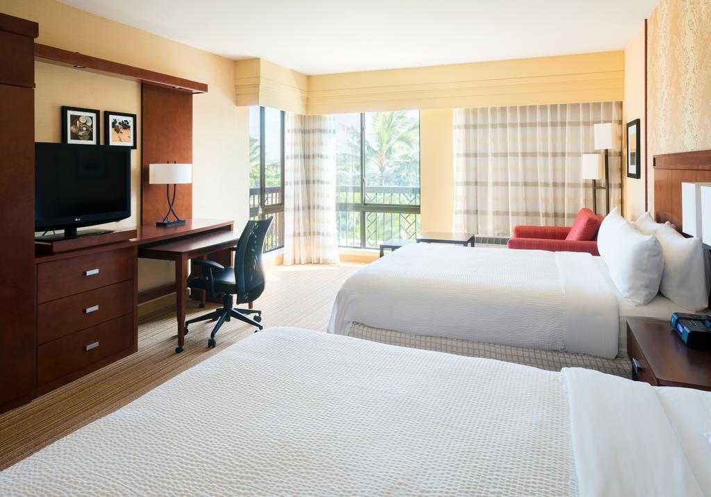 Courtyard By Marriott Maui Kahului Airport Hotel Bagian luar foto