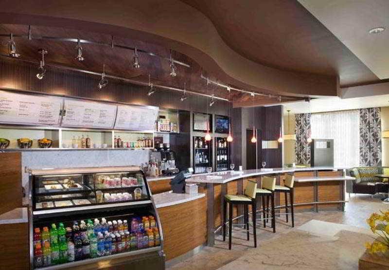 Courtyard By Marriott Maui Kahului Airport Hotel Bagian luar foto