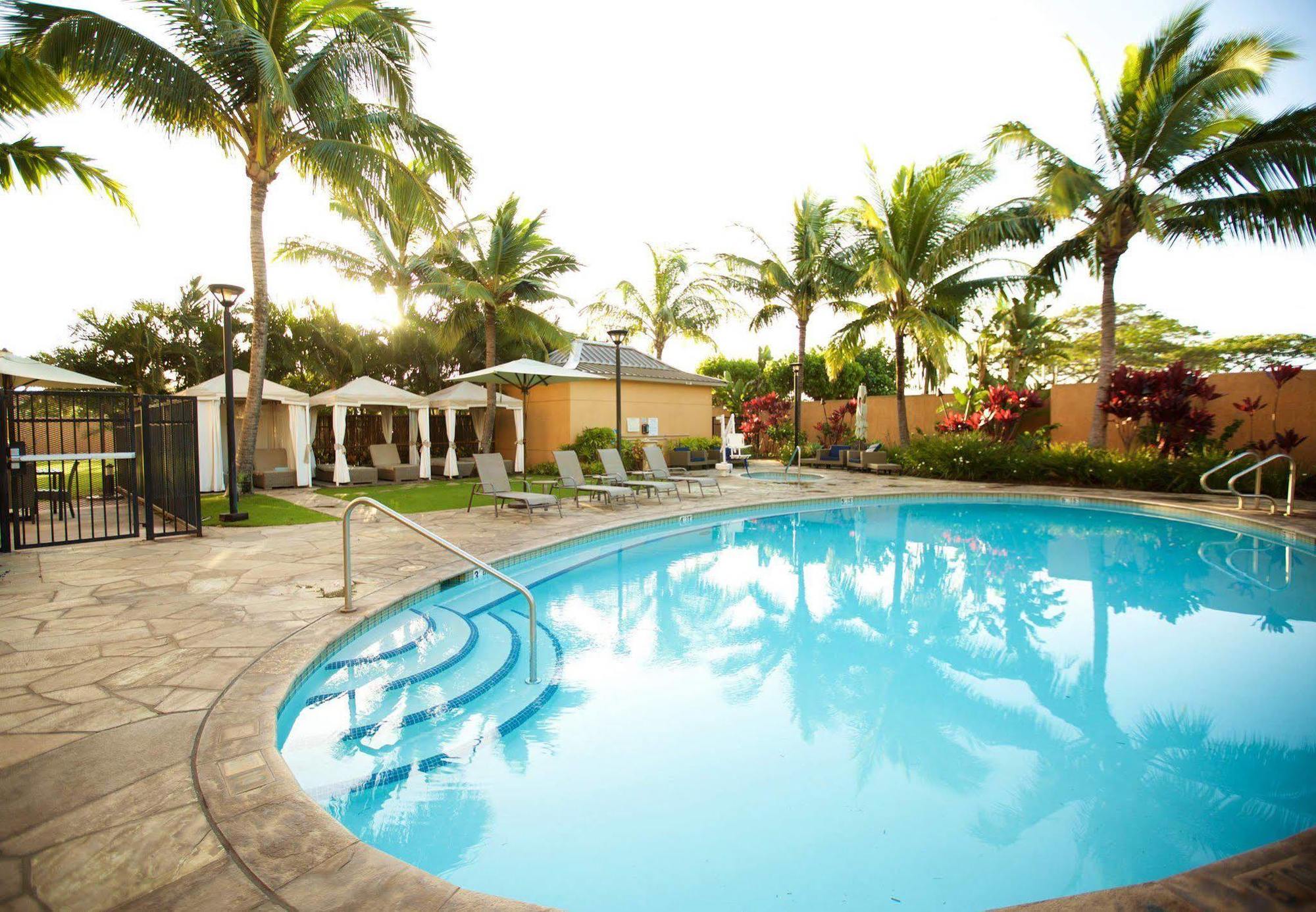 Courtyard By Marriott Maui Kahului Airport Hotel Bagian luar foto